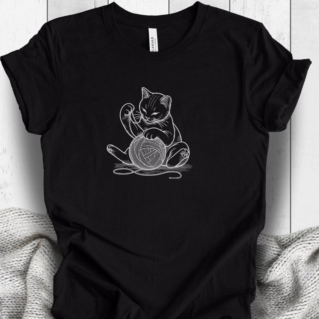 'Cat Playing with Yarn' t-shirt