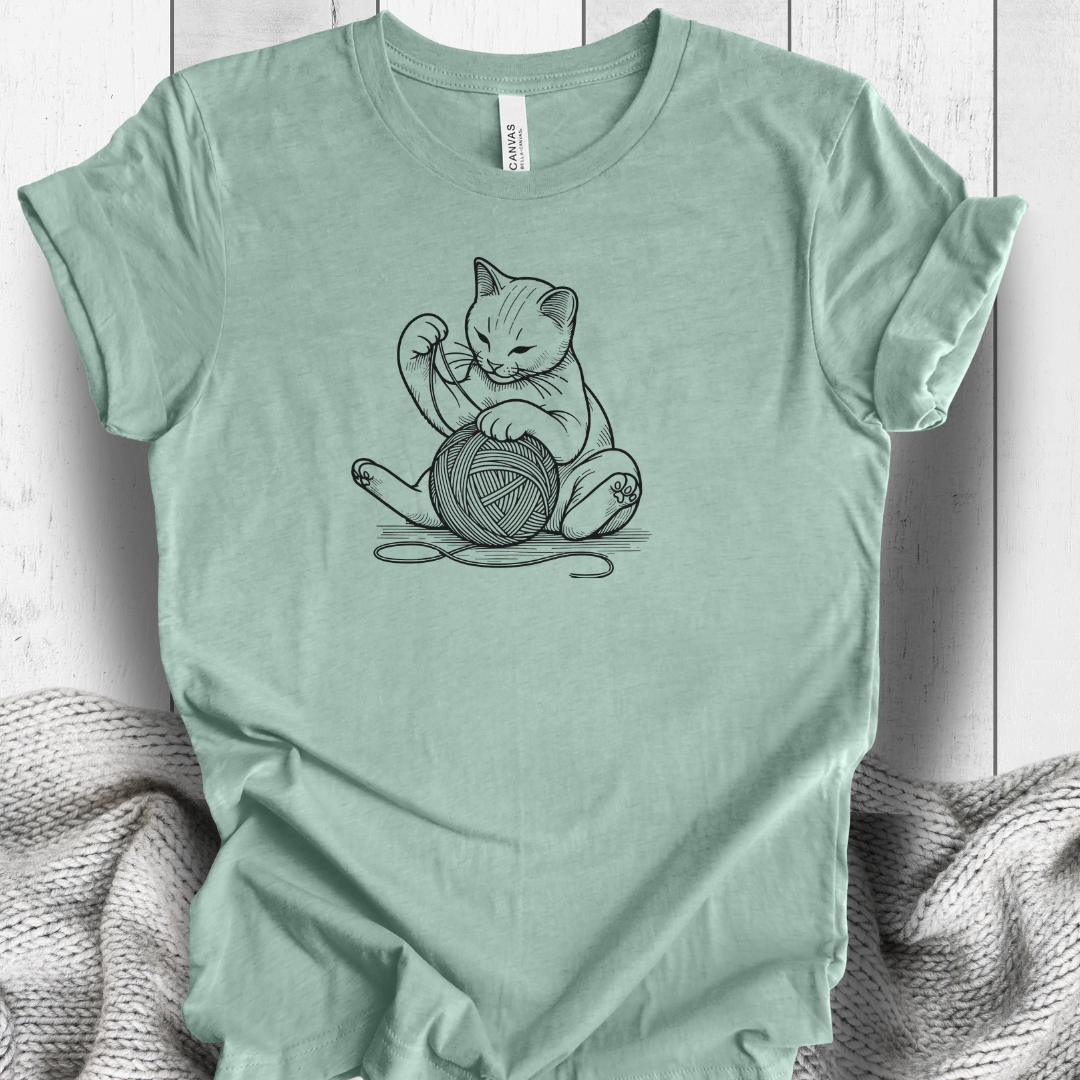 'Cat Playing with Yarn' t-shirt